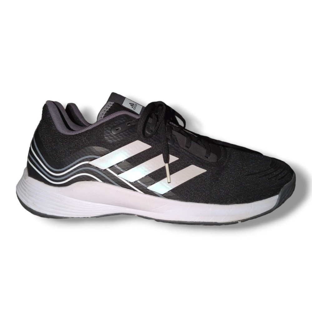 Adidas - Size 11 Men's - Novaflight shoes